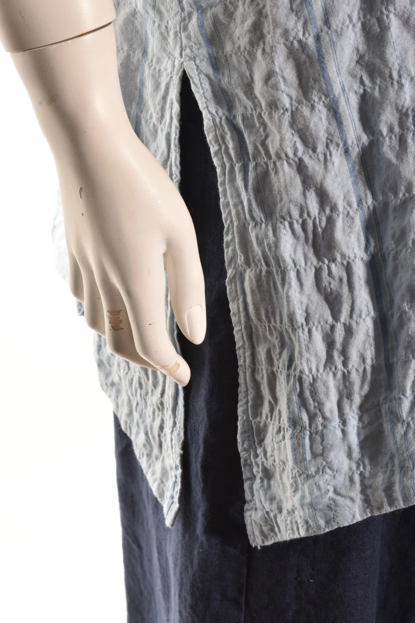 Cut Loose. Flowy Tank.