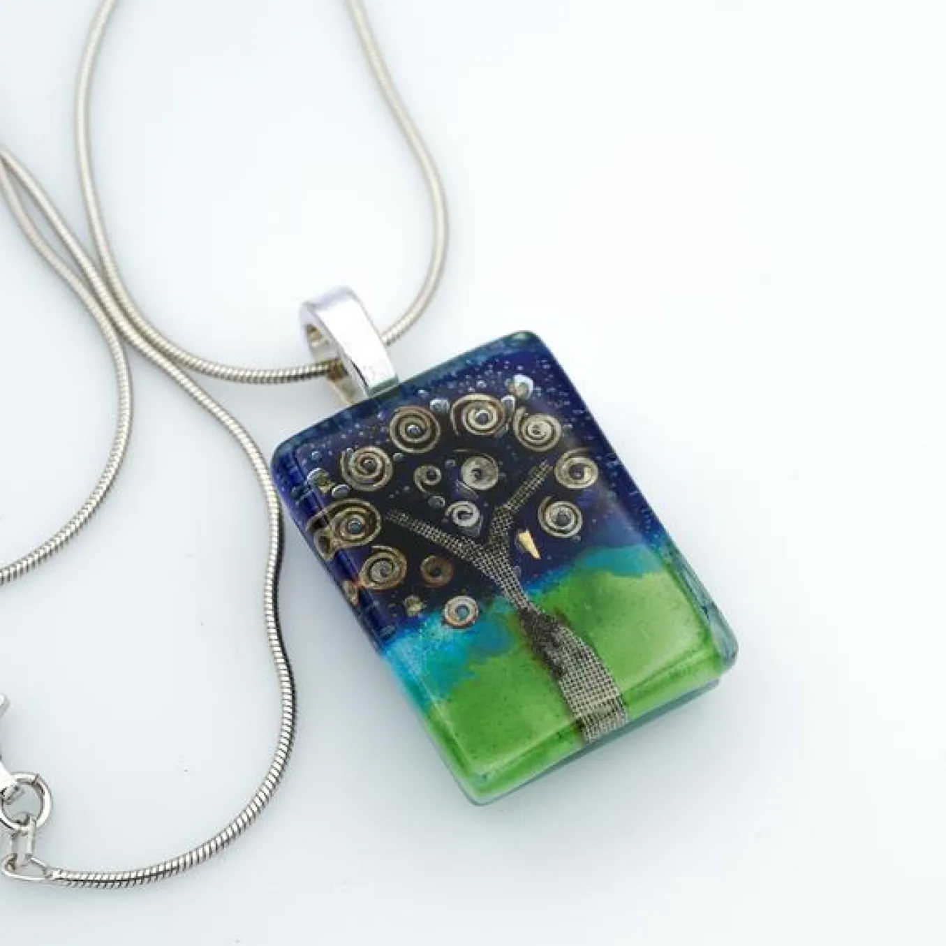 Momo. Earrings. Dream Tree Pendant.