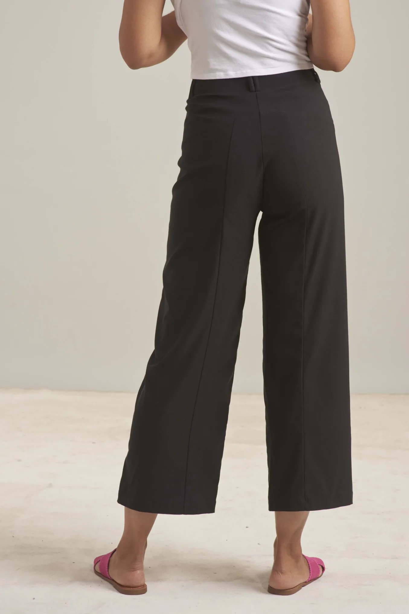 Habitat. City Capri Pant.