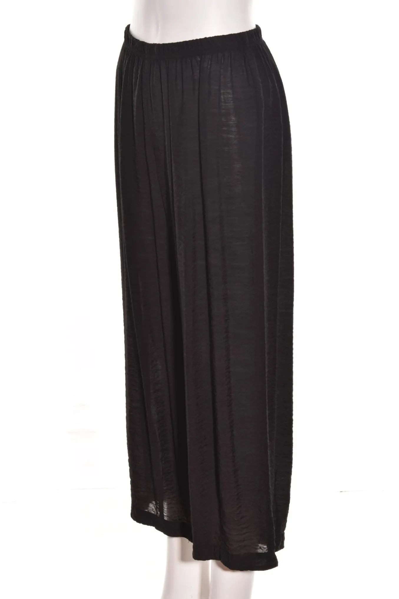 Cut Loose. Cropped Pant With Darts.