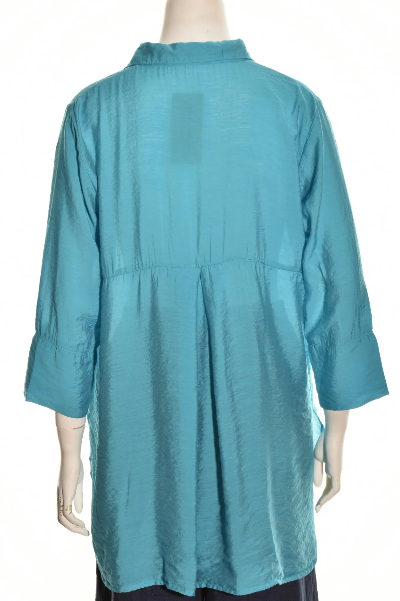 Cut Loose. Rayon Parachute Easy Shirt.