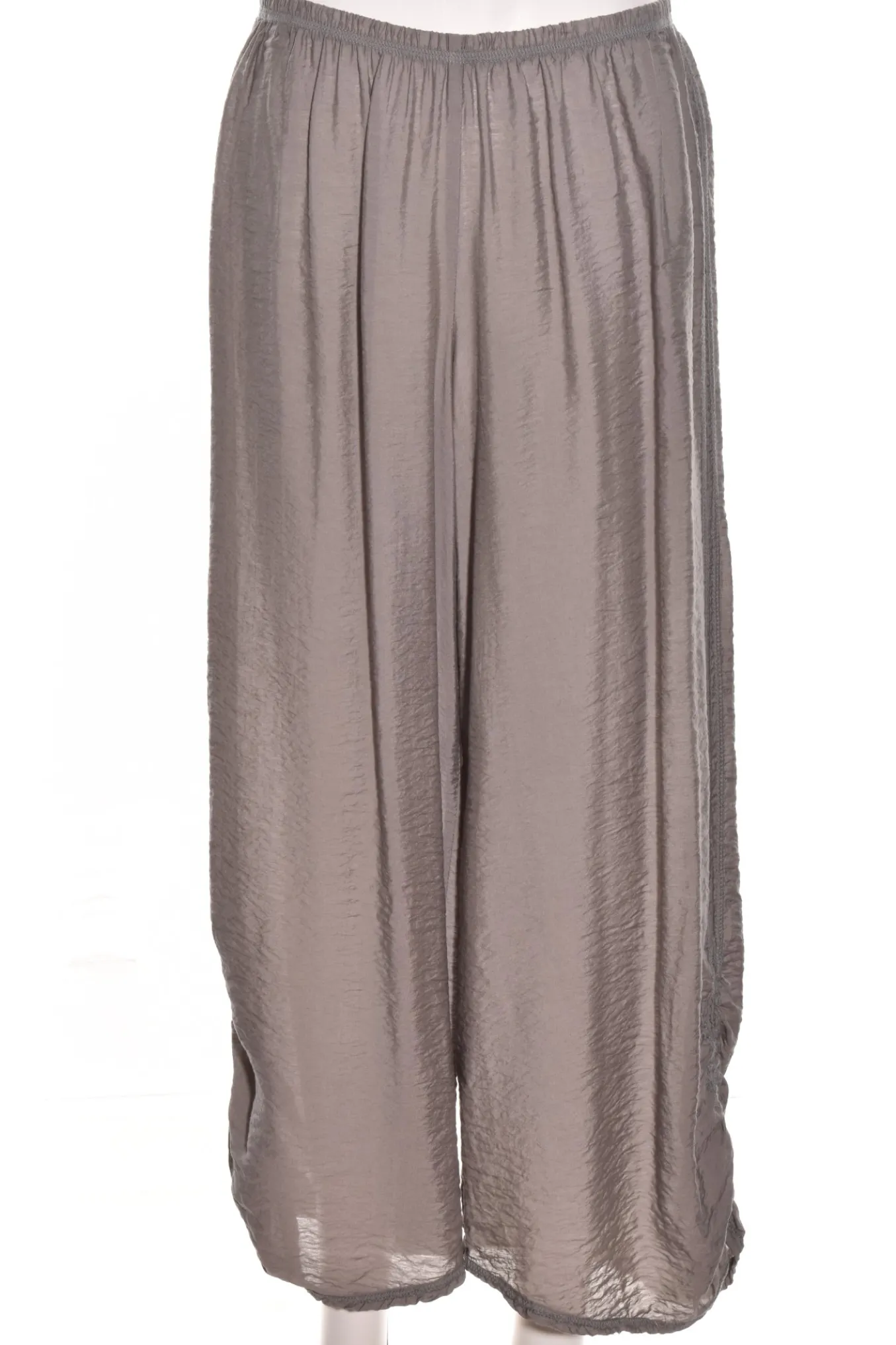 Cut Loose. Ruched Pant.