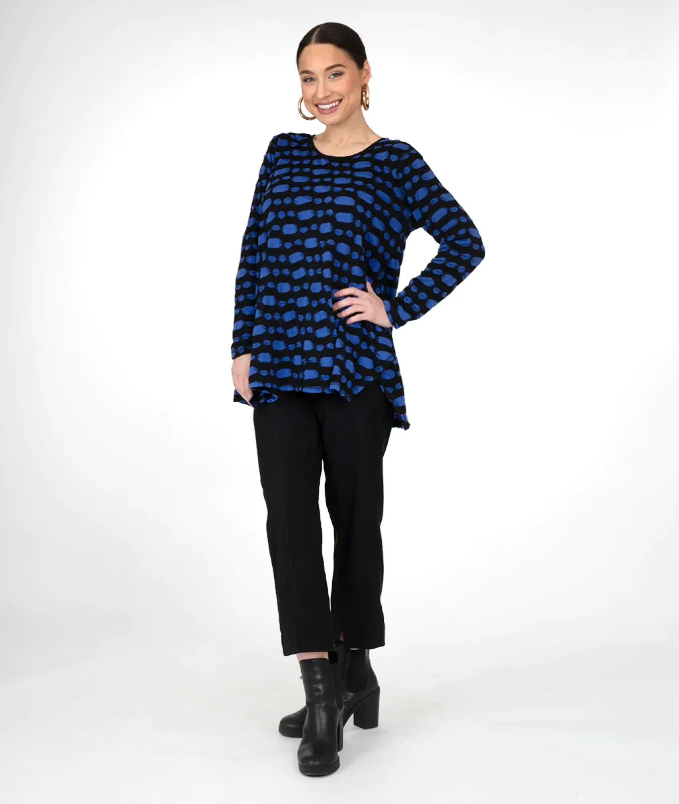 Niche. Allegro Knit Reversible Salsa Tee.