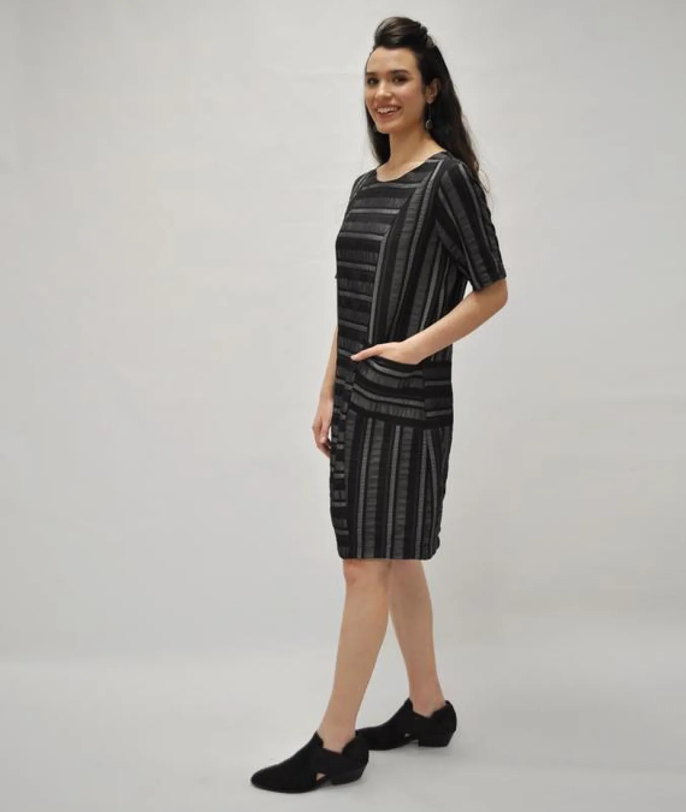 Niche. Friday Dress.