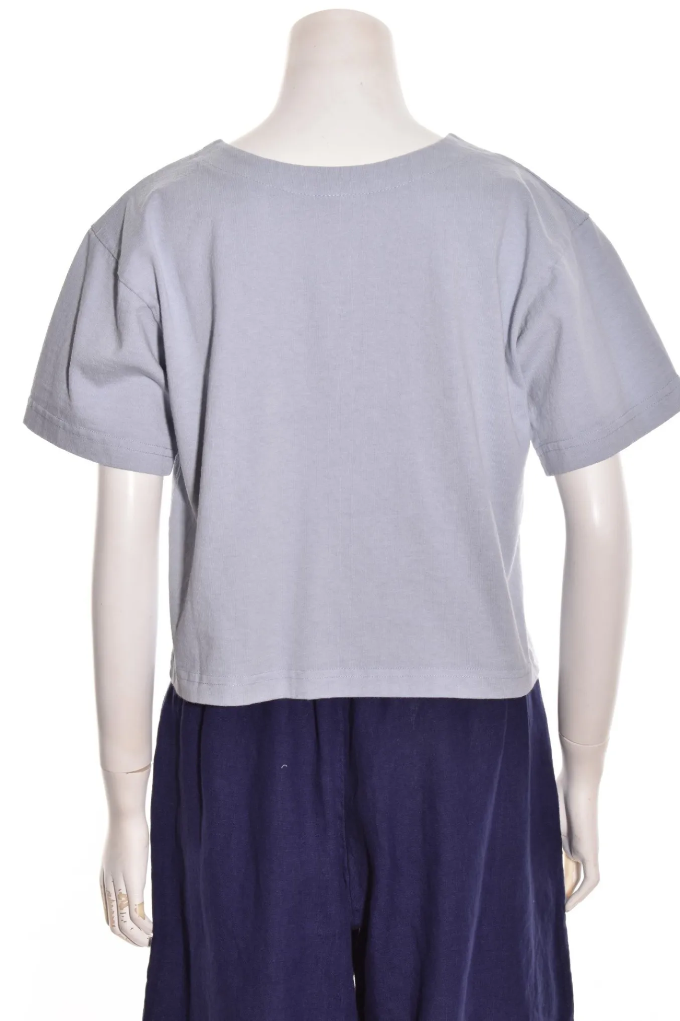 Pacificotton. Short Sleeve Crop V-Neck.