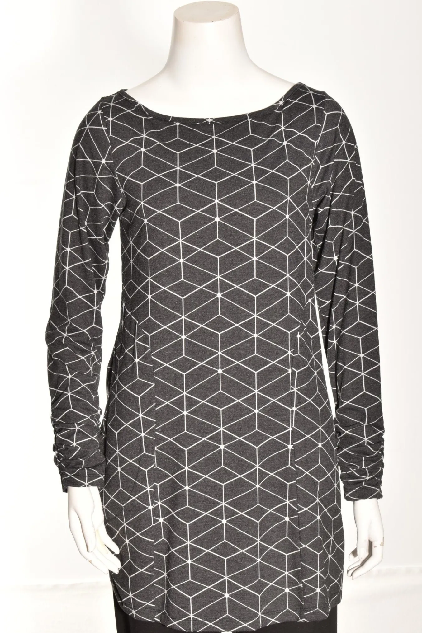 Flutter. Scoop Neck Tunic.