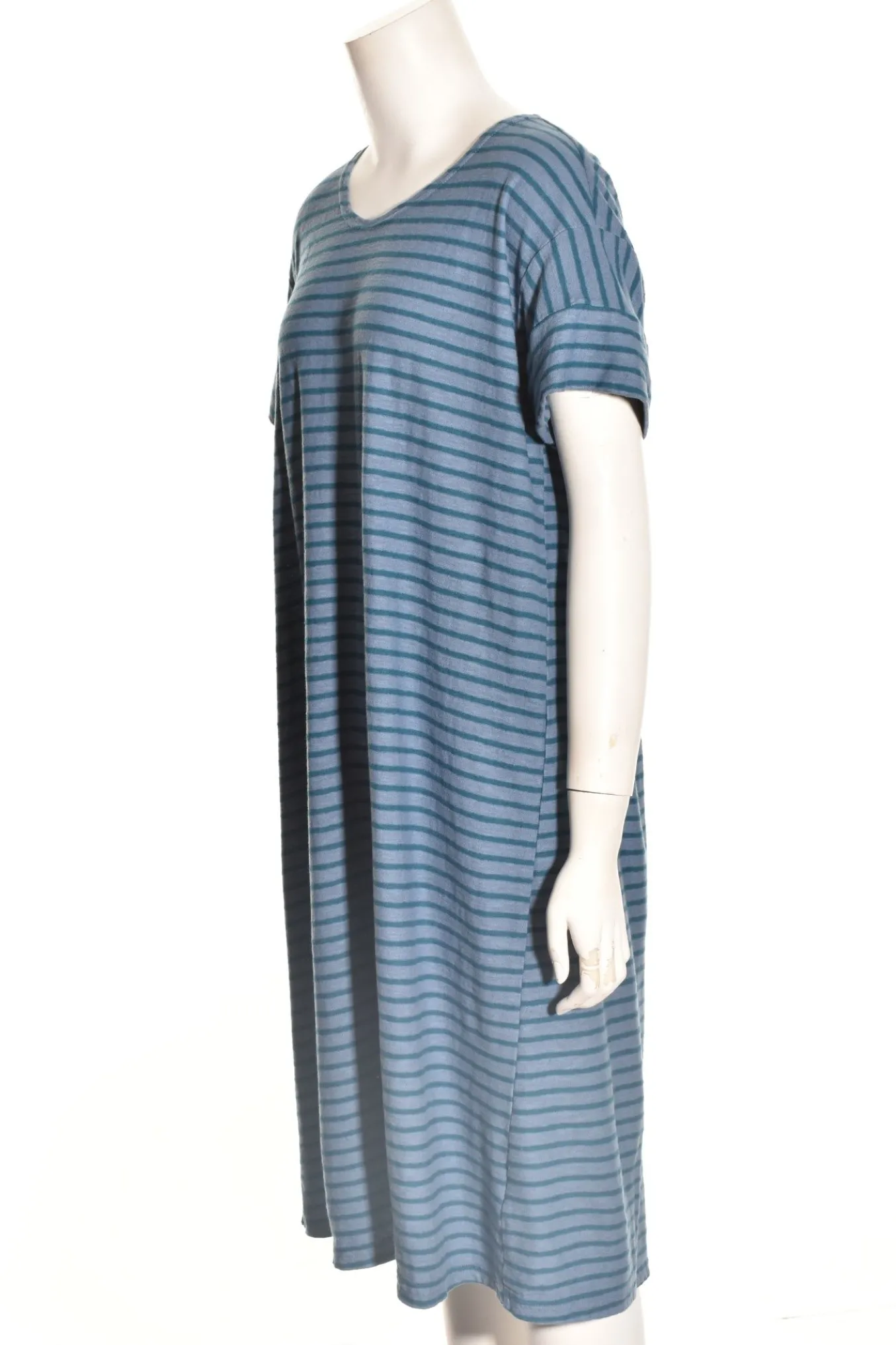 Cut Loose. Short Sleeved Dress.