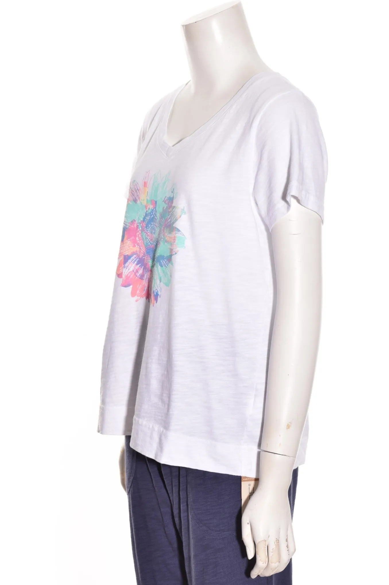 Escape By Habitat. Tye Dye Sun V-Neck Tee.