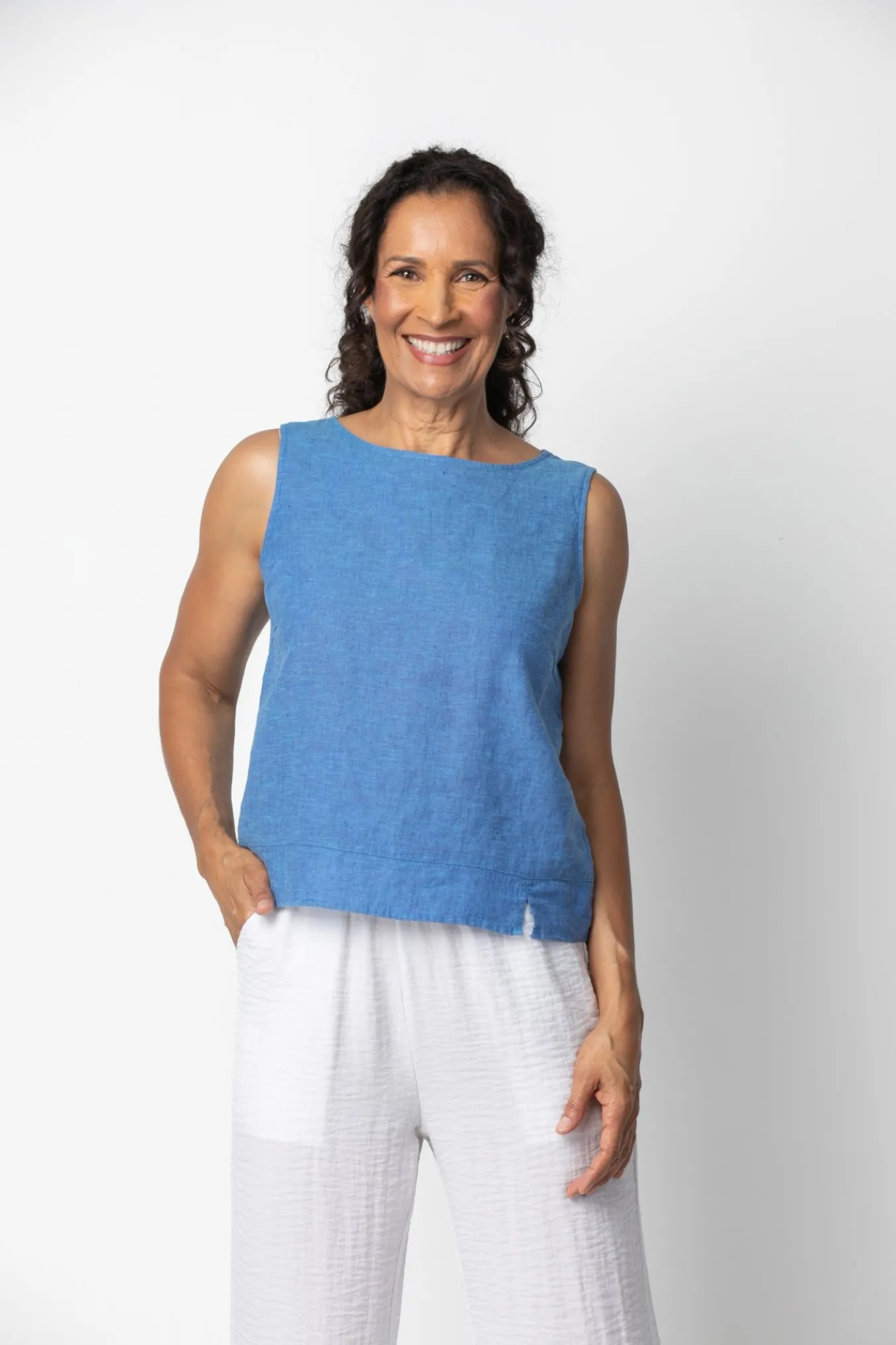 Habitat. Boatneck Shell.