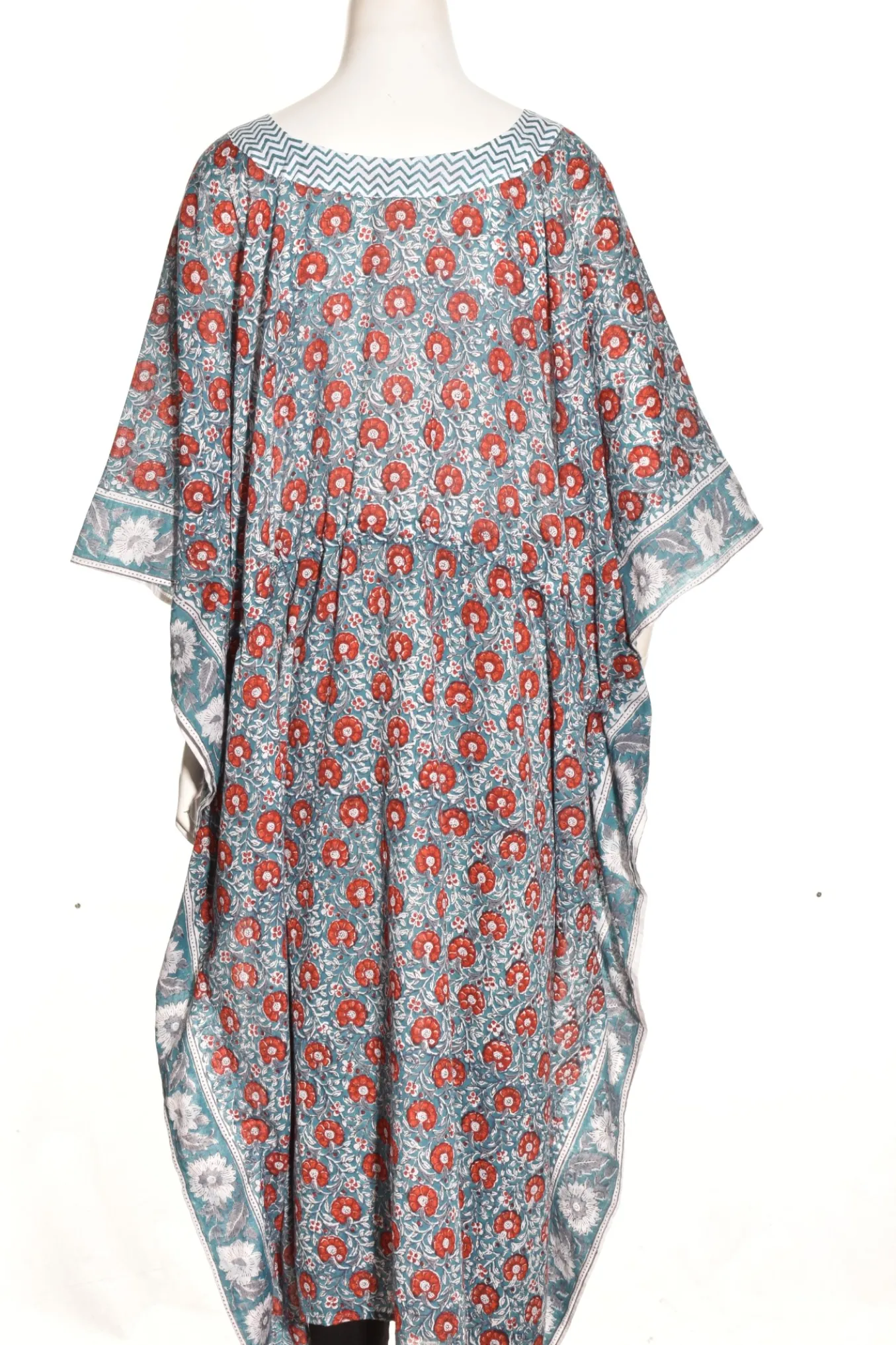 Lea's Clothing. Drawstring Kaftan.