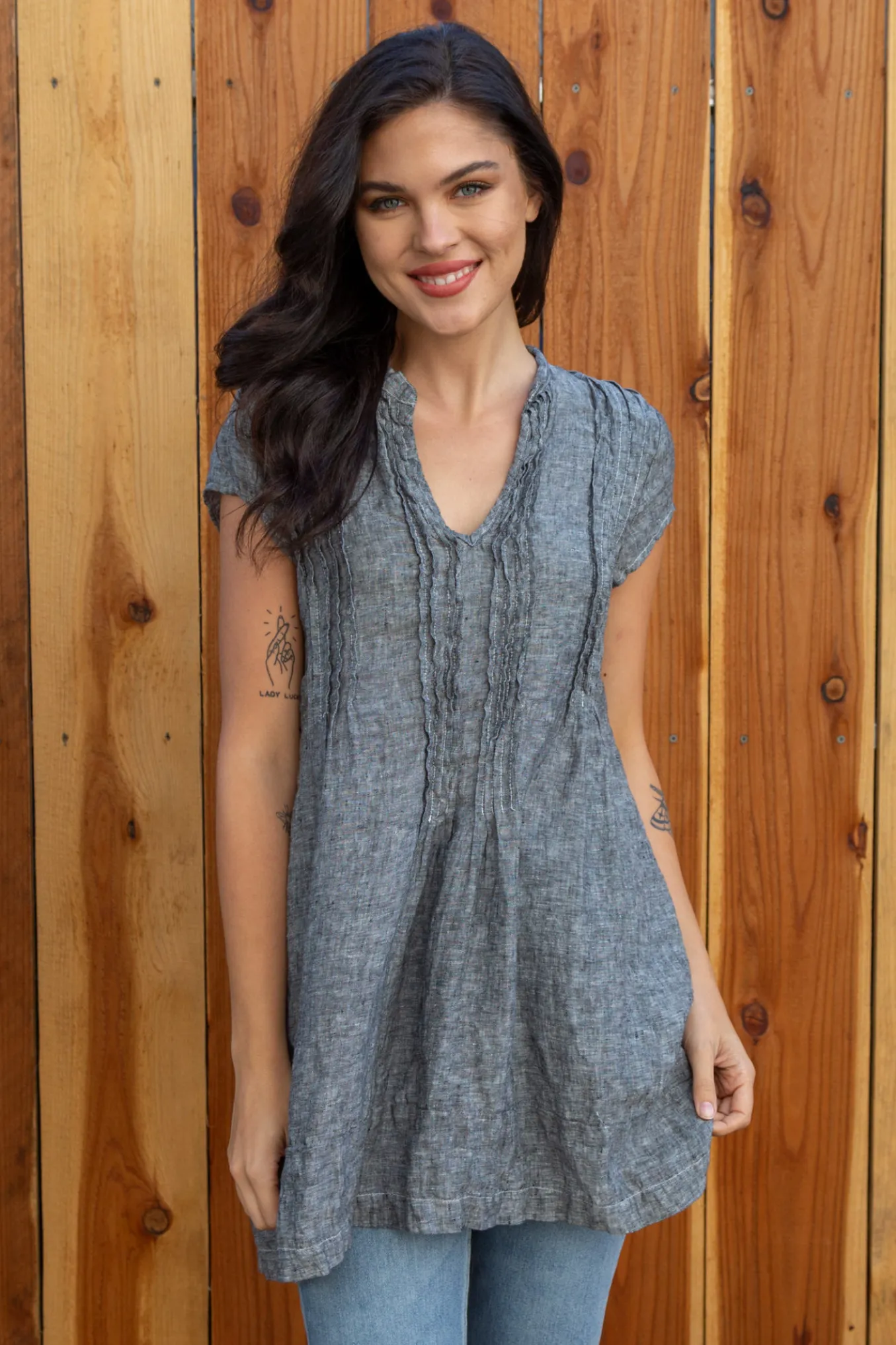 Cp Shades. Regina Cap. ( ).